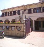 Rn Holidays Hotel Ооти Екстериор снимка